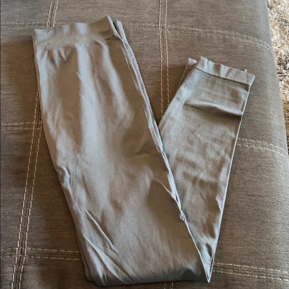 Fornia gray leggings